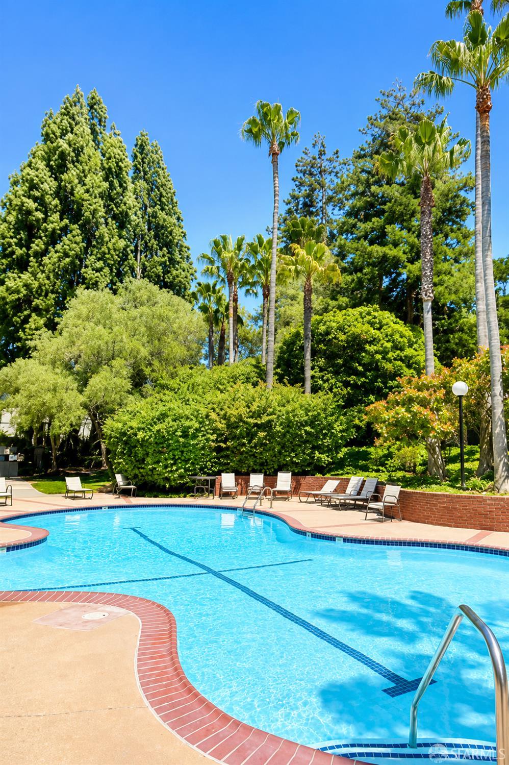 6256 Shelter Creek Lane