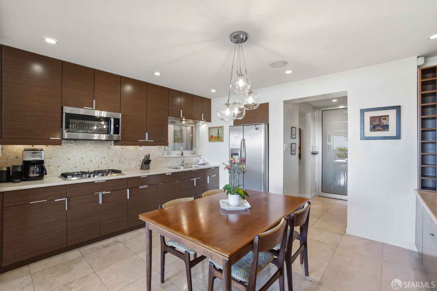 10-12 Grand View Terrace