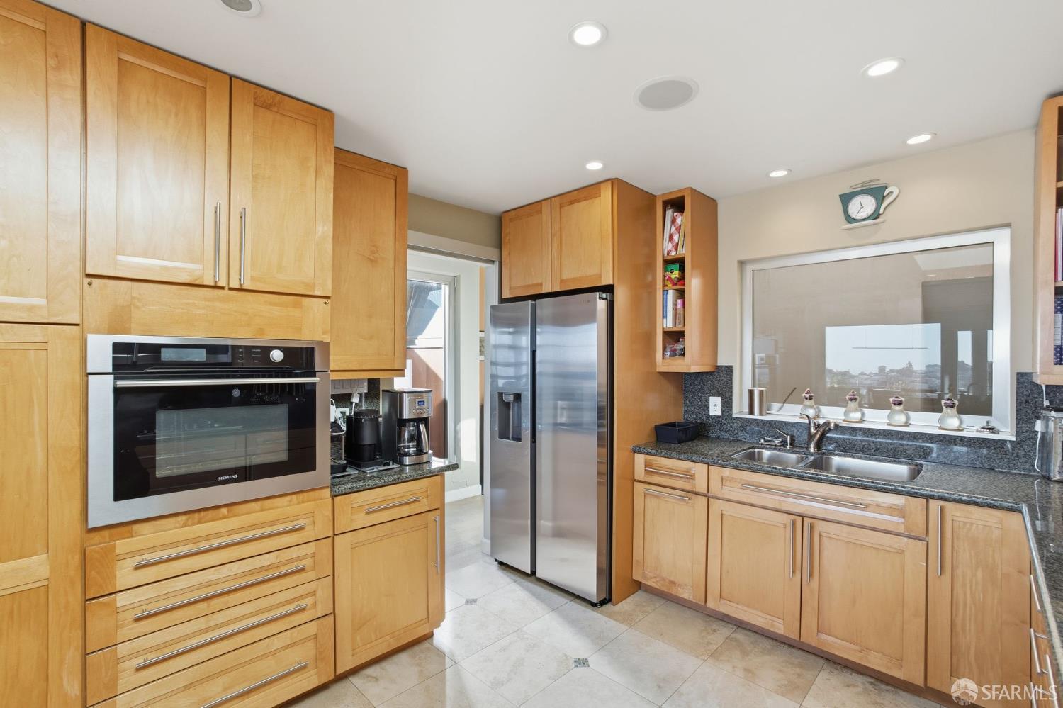 10-12 Grand View Terrace