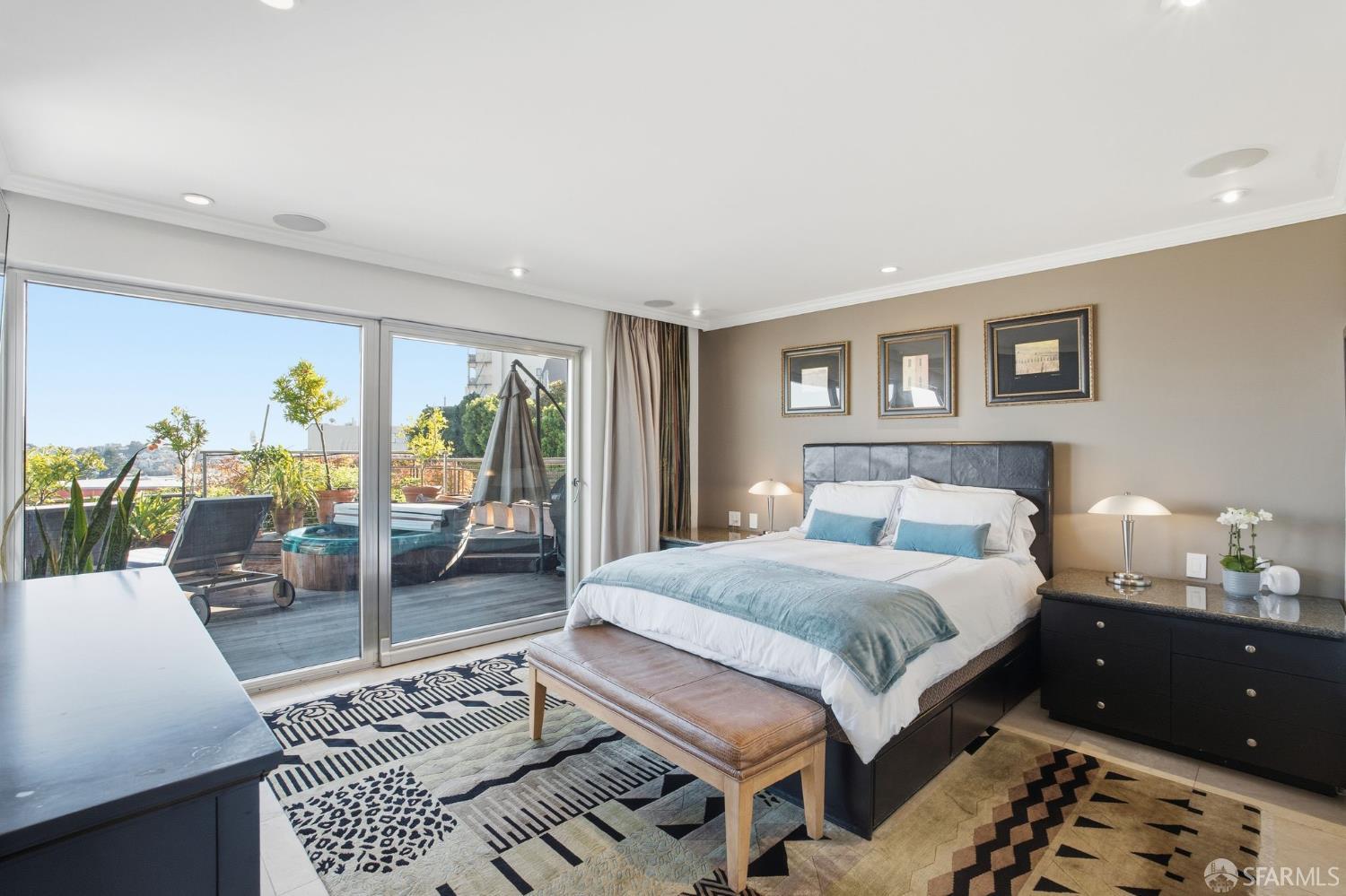 10-12 Grand View Terrace