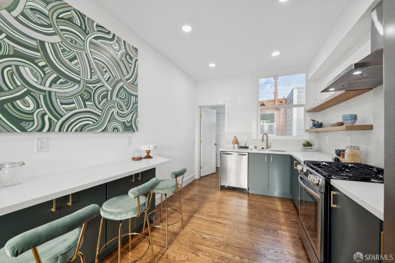 1449 Hyde Street # 2