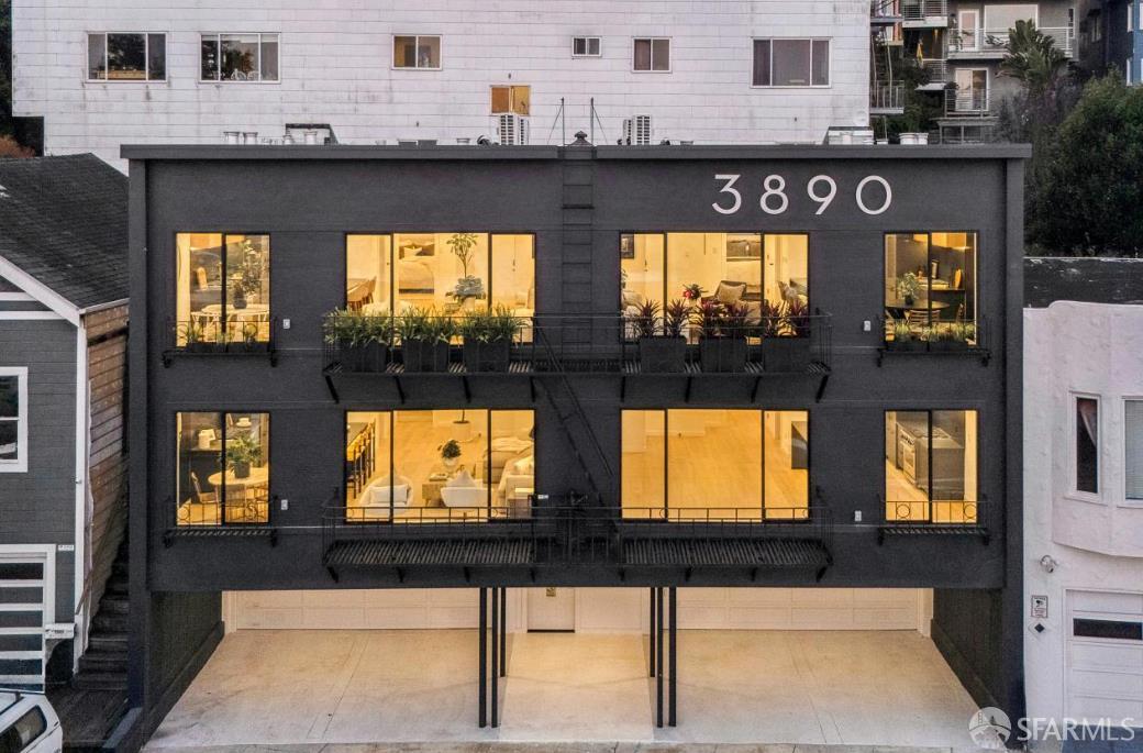 3890 Market Street # 4