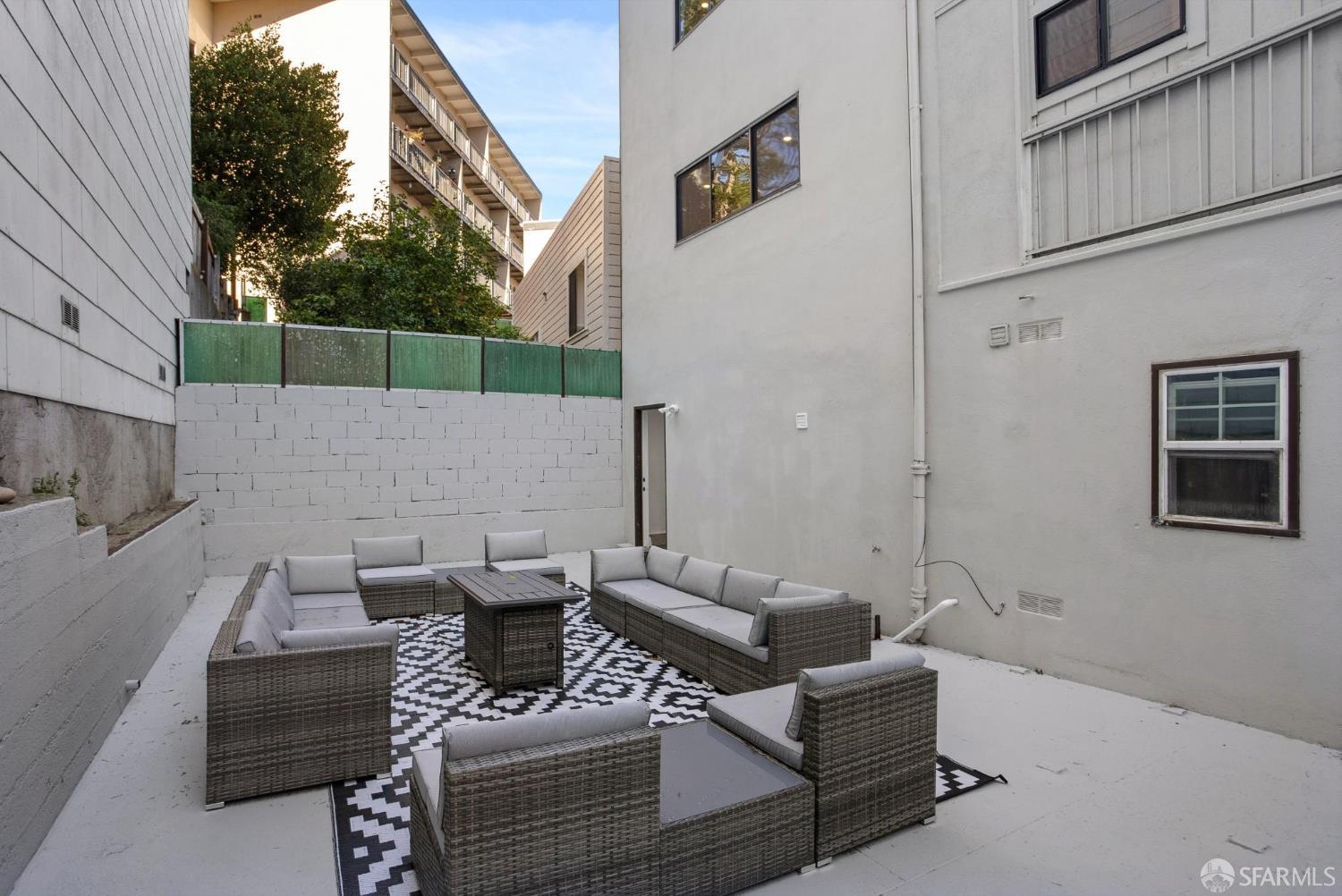 3890 Market Street # 2