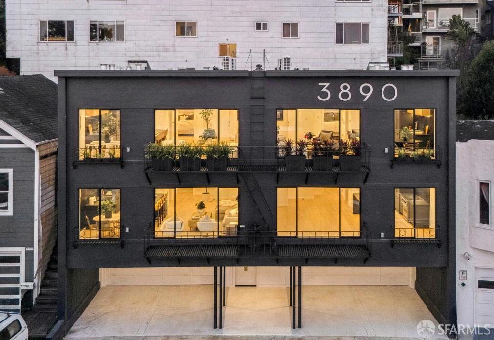 3890 Market Street # 2