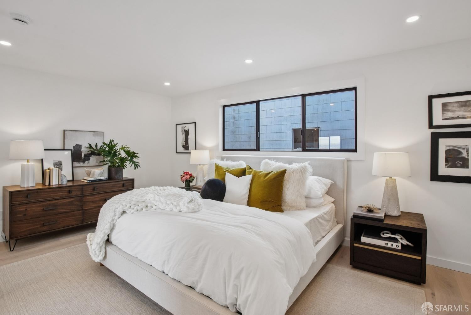 3890 Market Street # 2