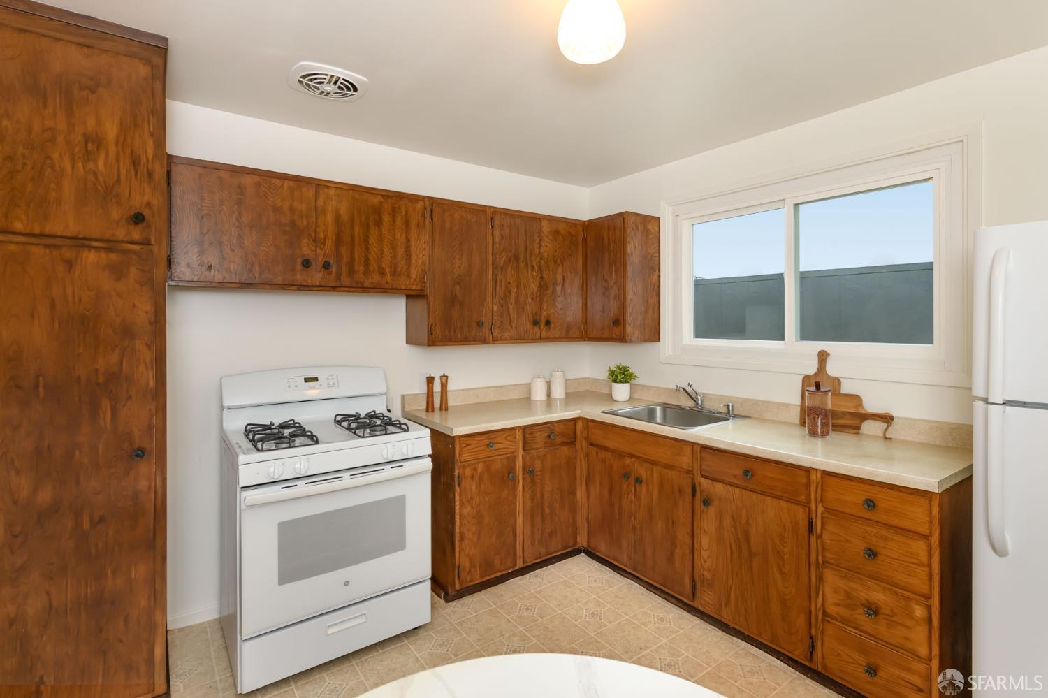 497 Dellbrook Avenue