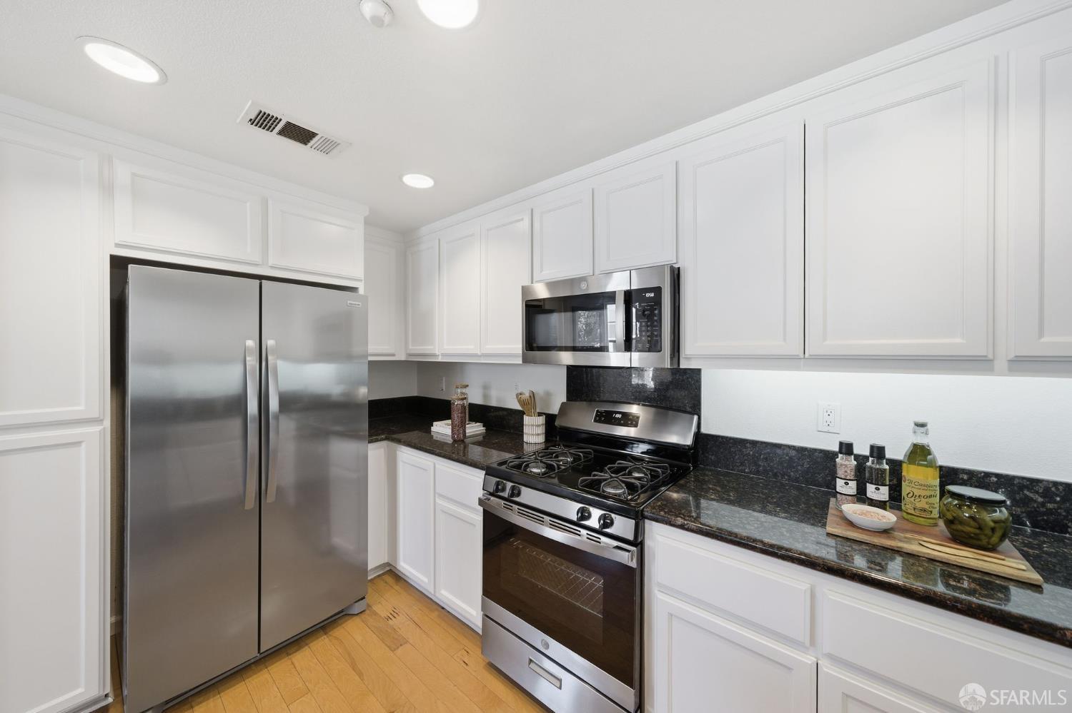 2267 Northshore Drive