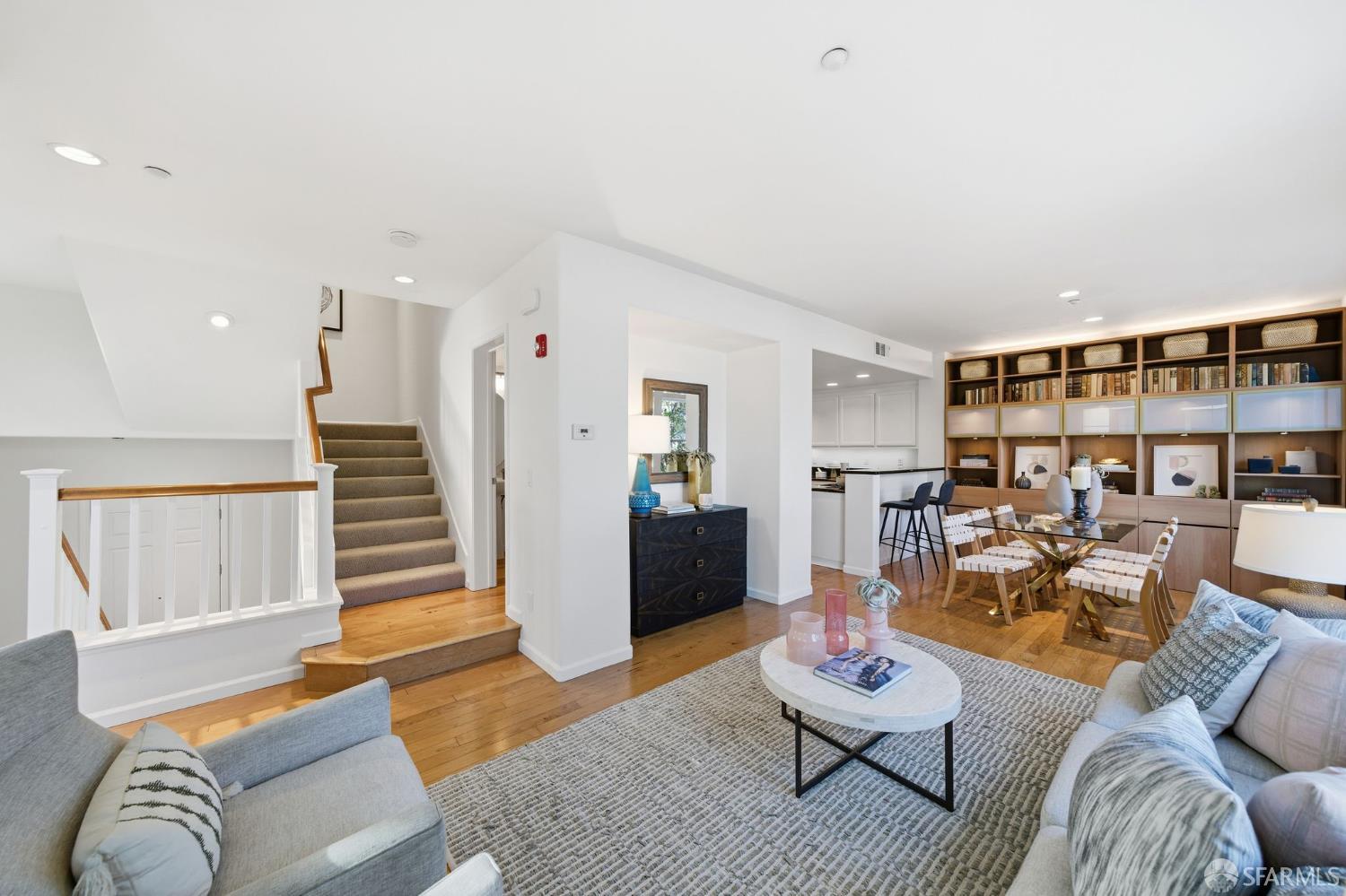 2267 Northshore Drive