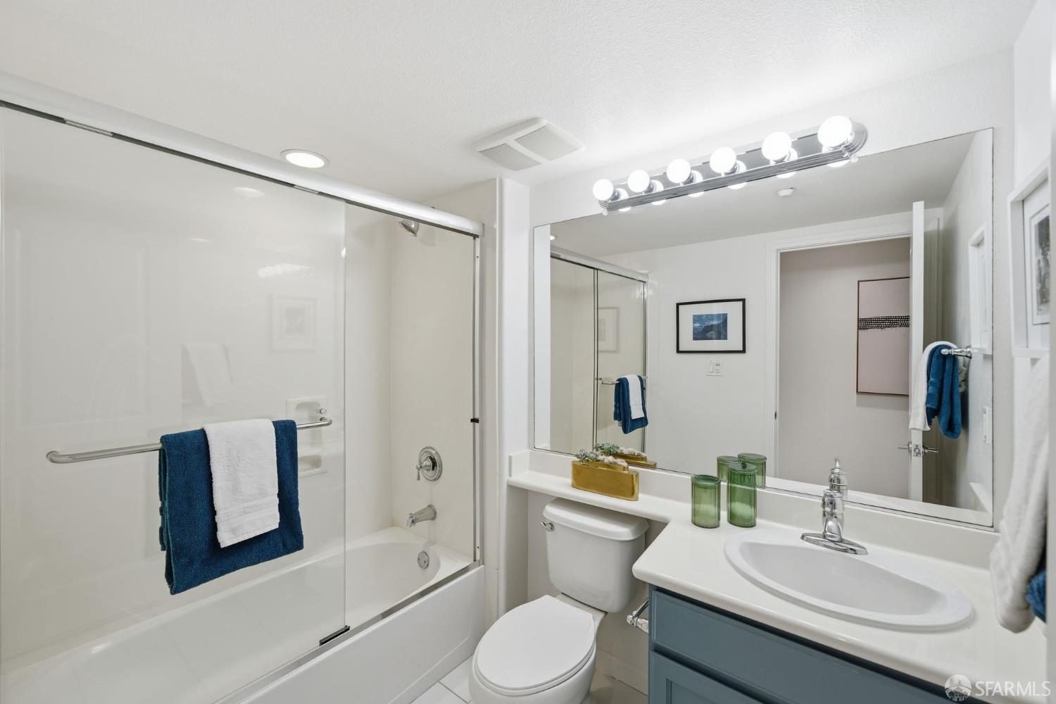 2267 Northshore Drive