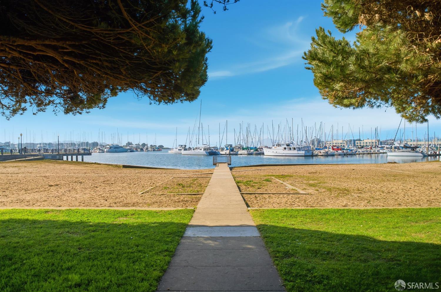 2267 Northshore Drive