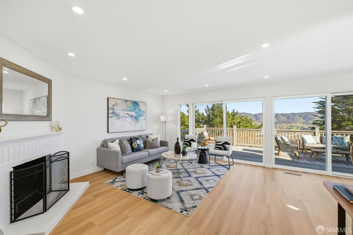 741 Gellert Boulevard