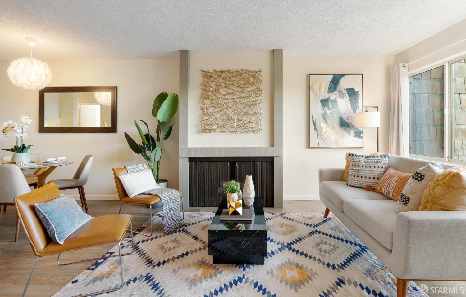 15 Red Rock Way # N207