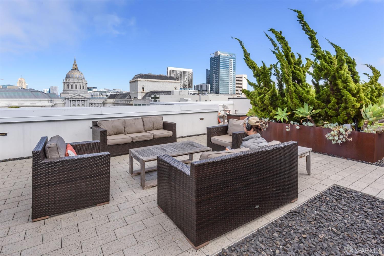 388 Fulton Street # 501