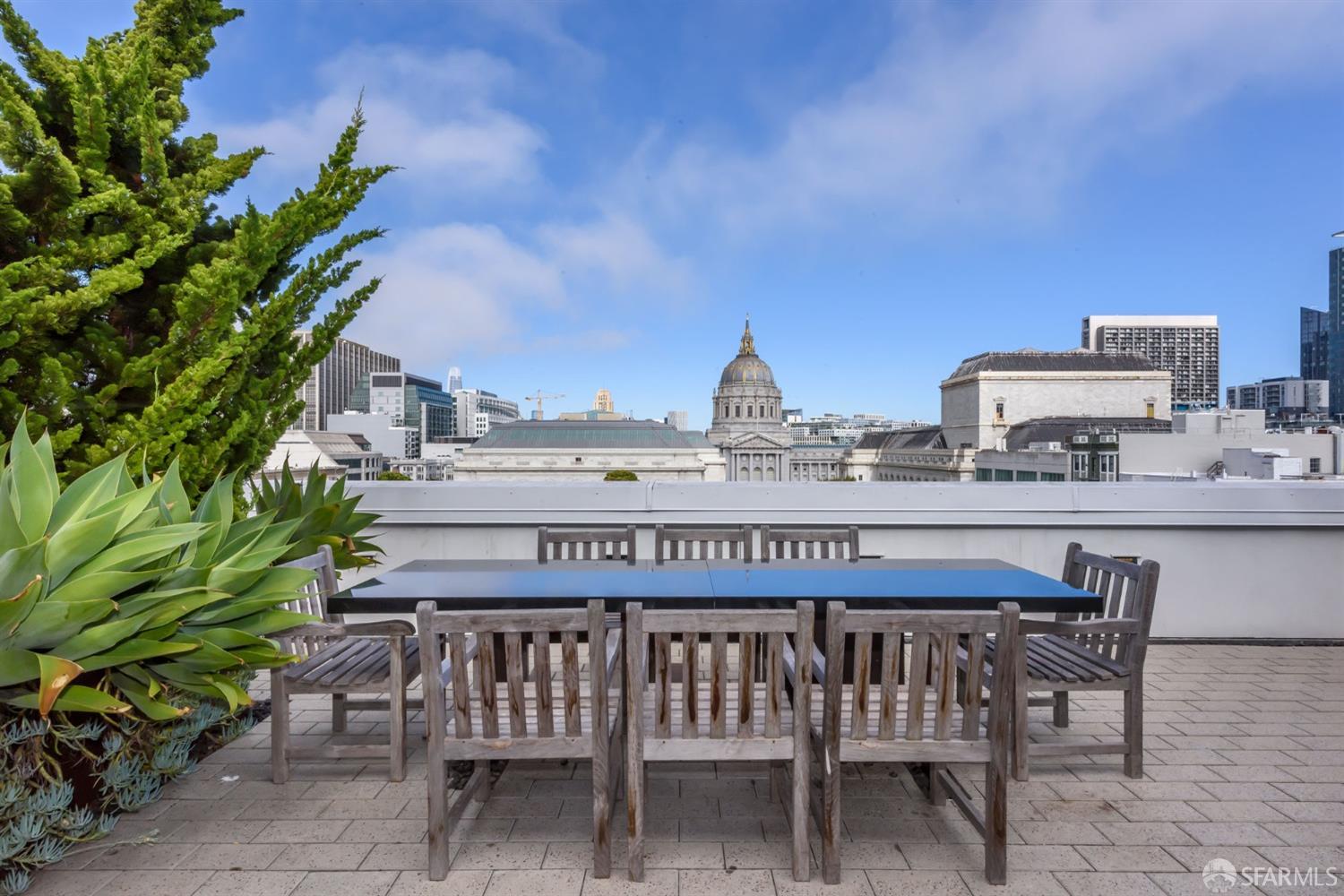 388 Fulton Street # 501