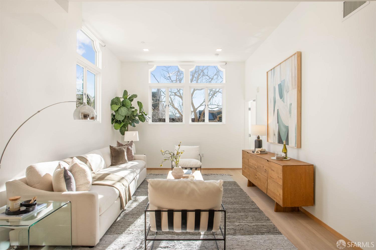 2238 Market Street # 204