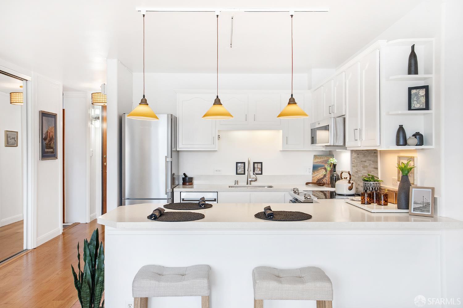 1001 Pine Street # 1211