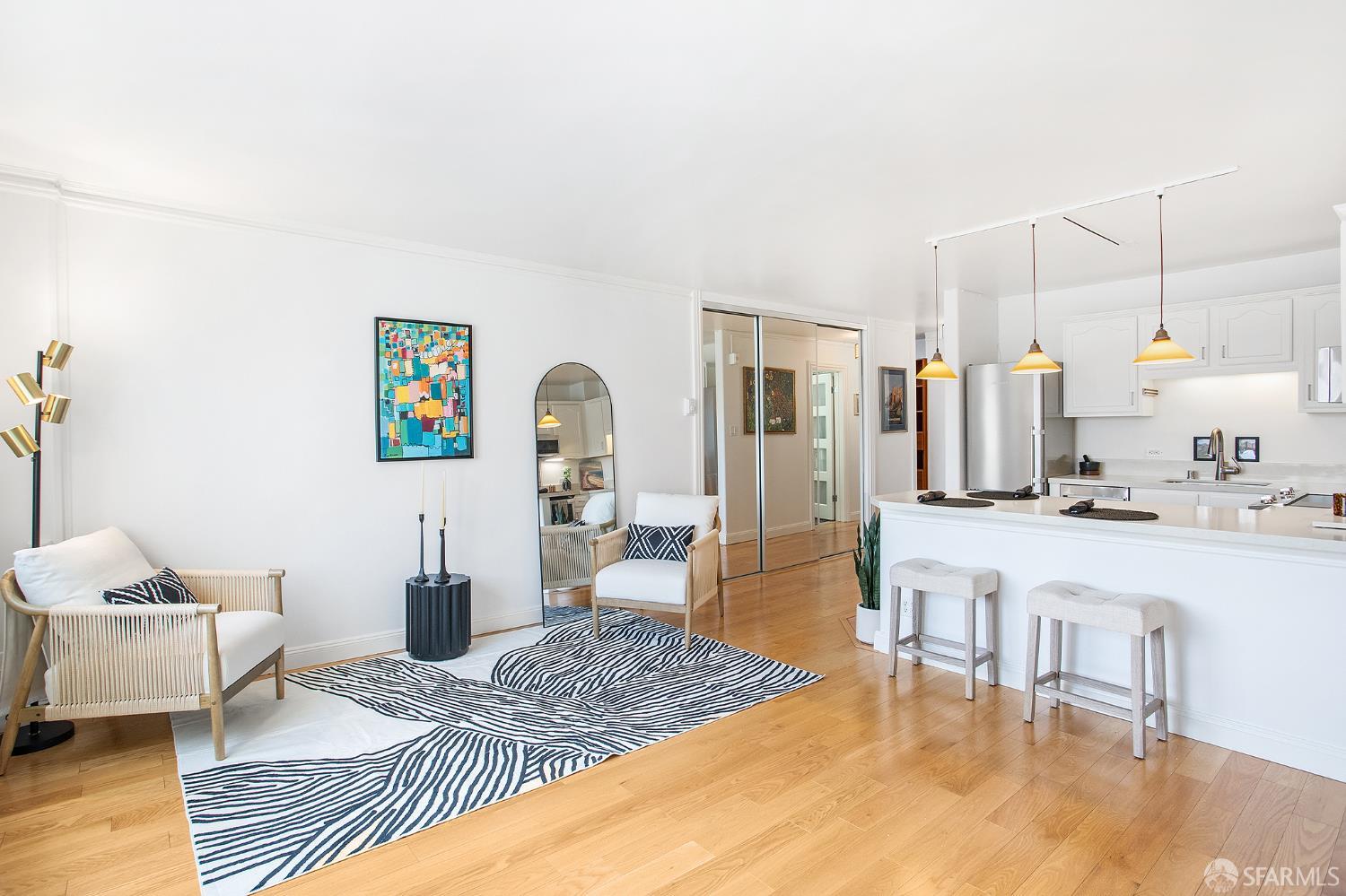 1001 Pine Street # 1211