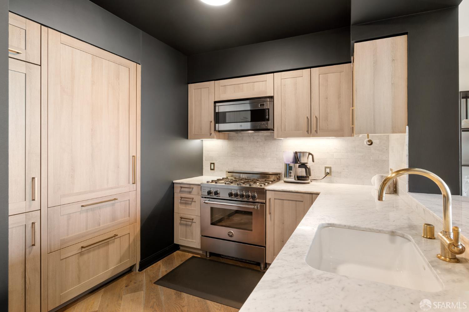 401 Harrison Street Unit: 14A