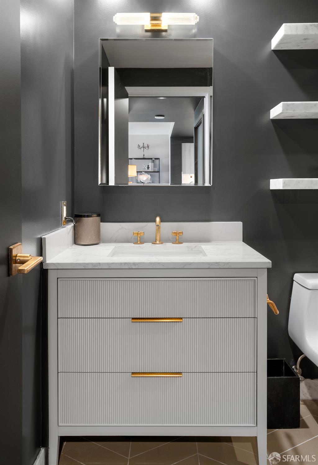 401 Harrison Street Unit: 14A