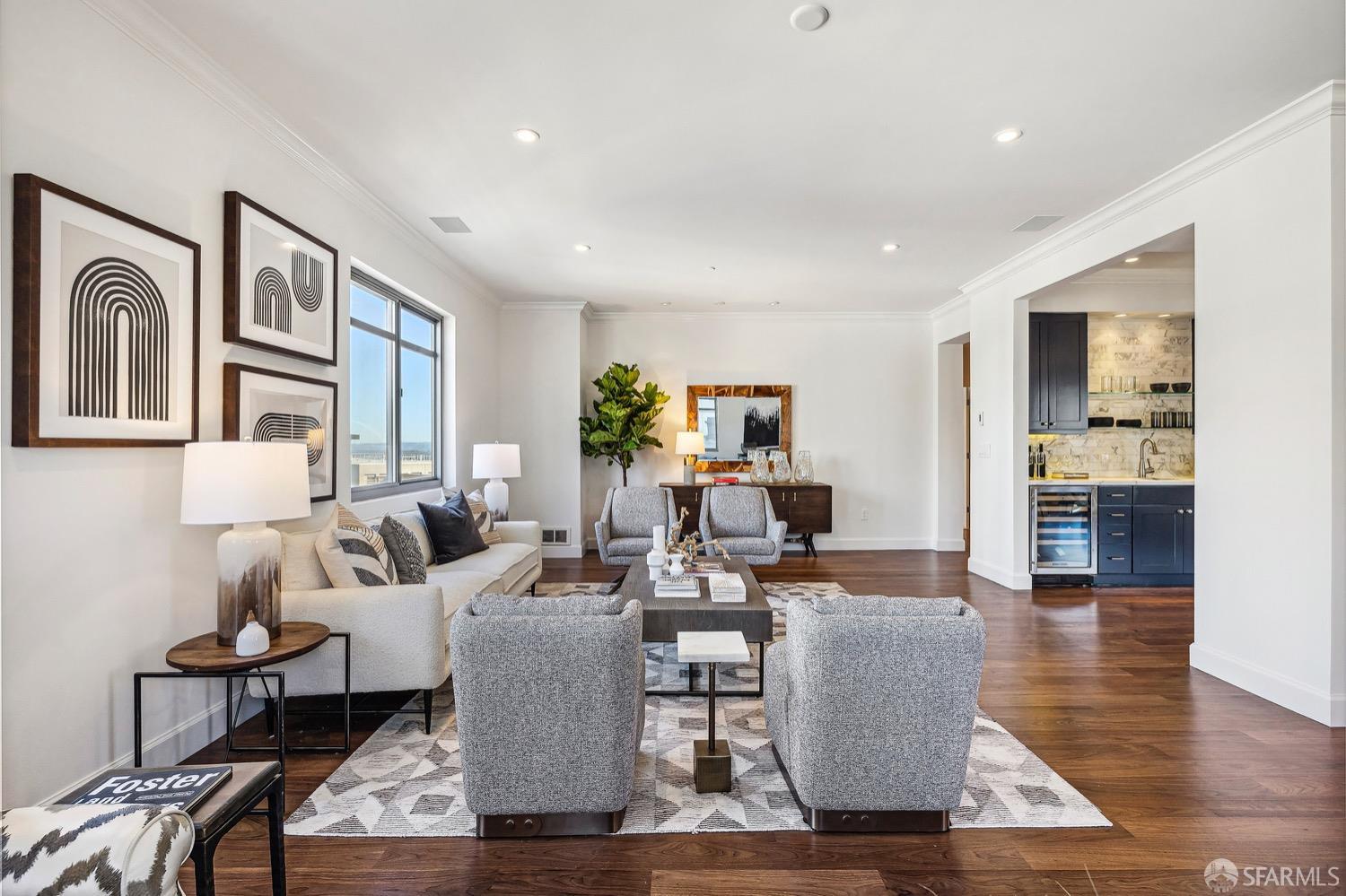 246 2nd Street # 1701