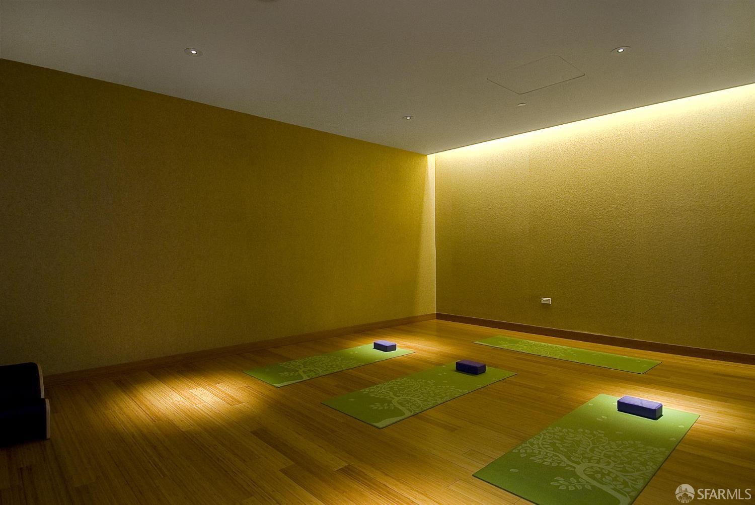 301 Mission Street # 24E