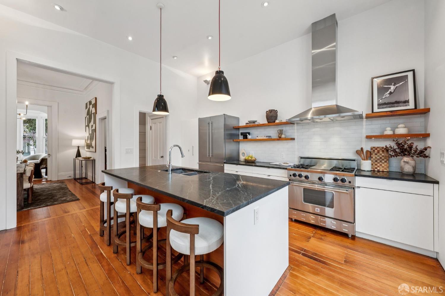 1321 S Van Ness Avenue