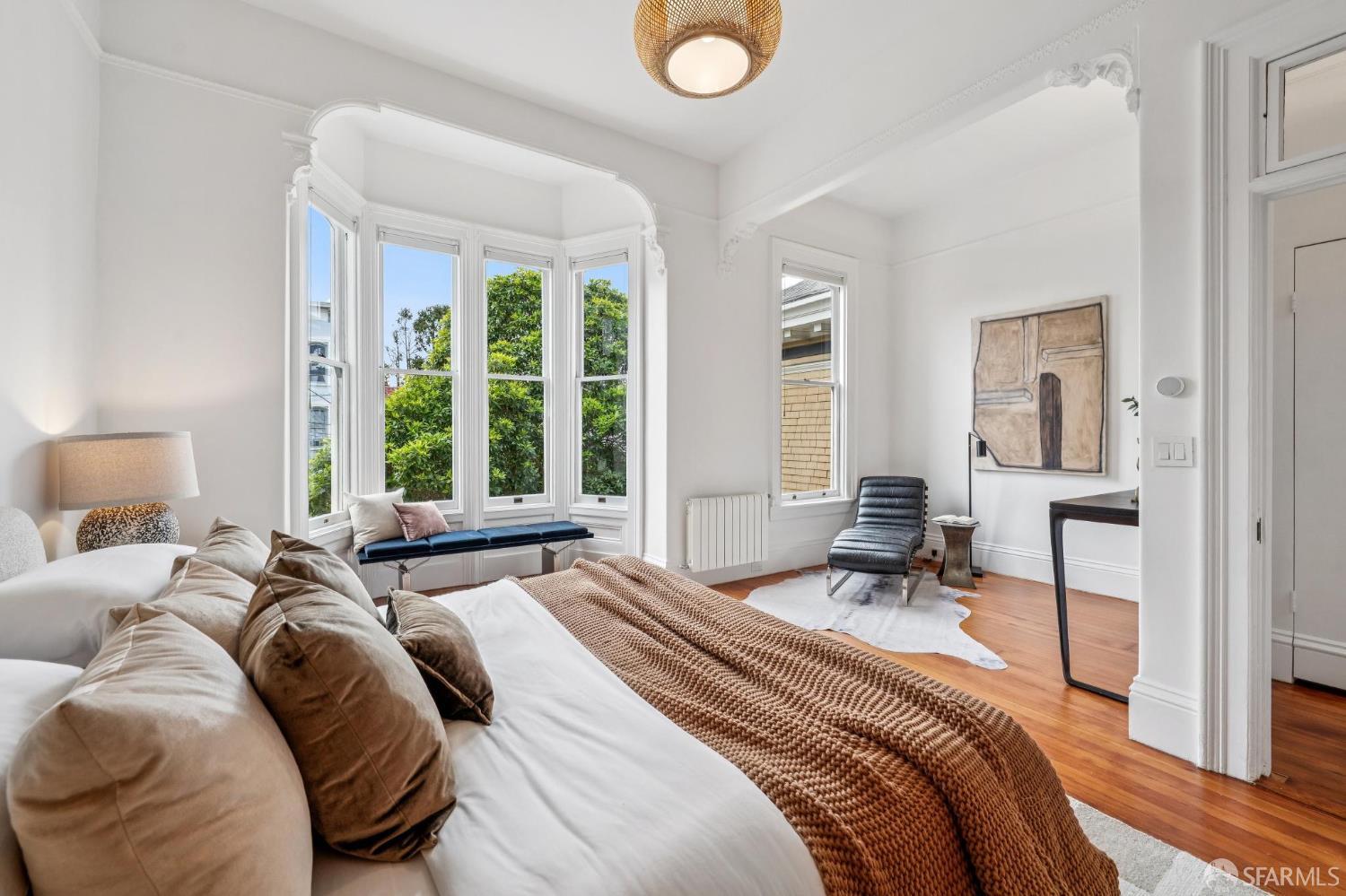 1321 S Van Ness Avenue