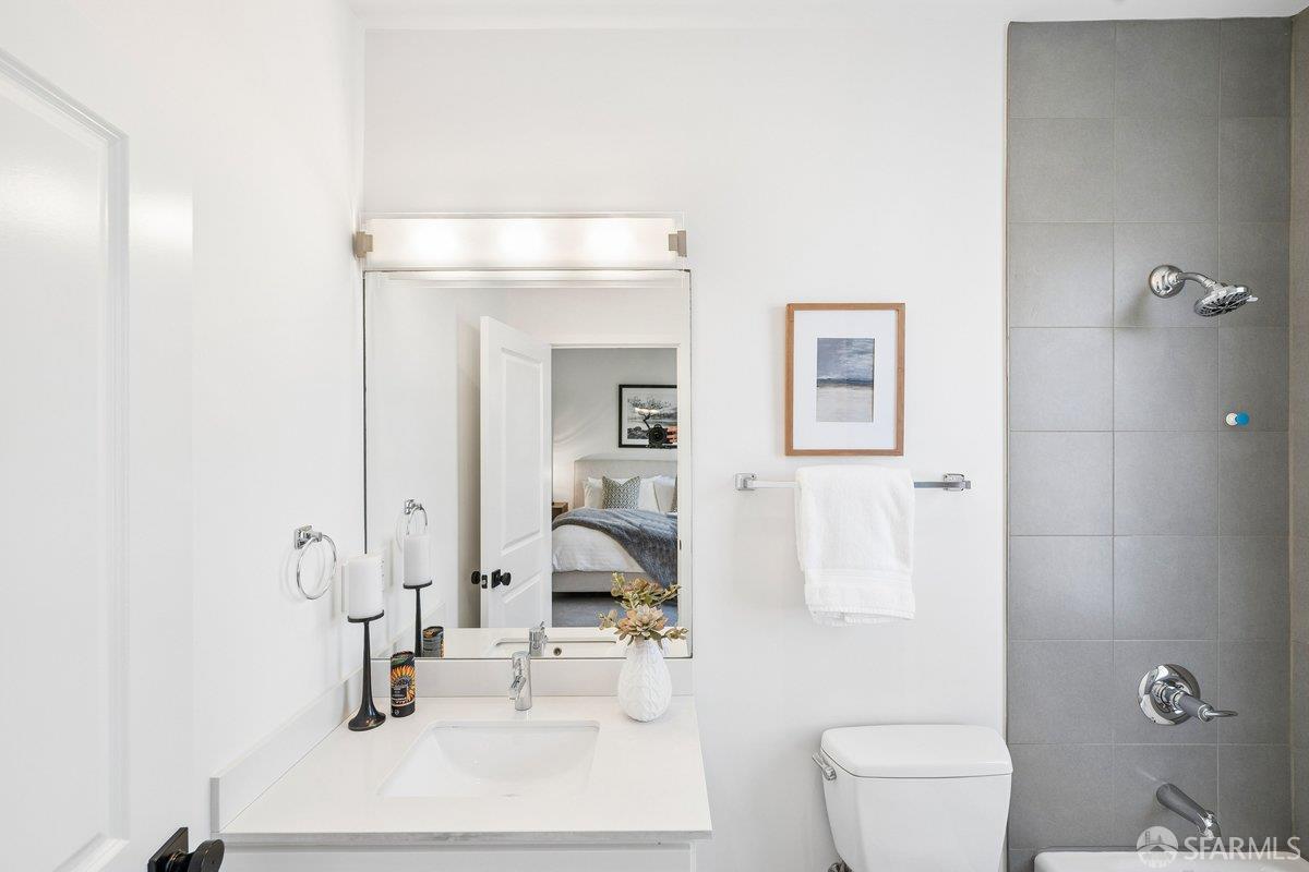 1725 Hyde Street # 5