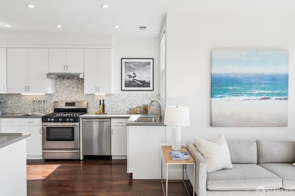 1725 Hyde Street # 5