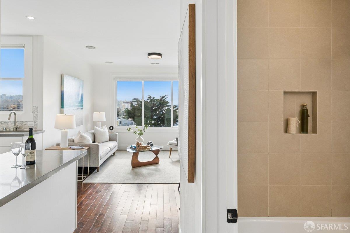 1725 Hyde Street # 5