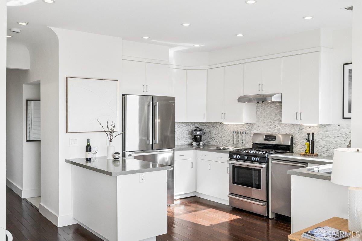 1725 Hyde Street # 5