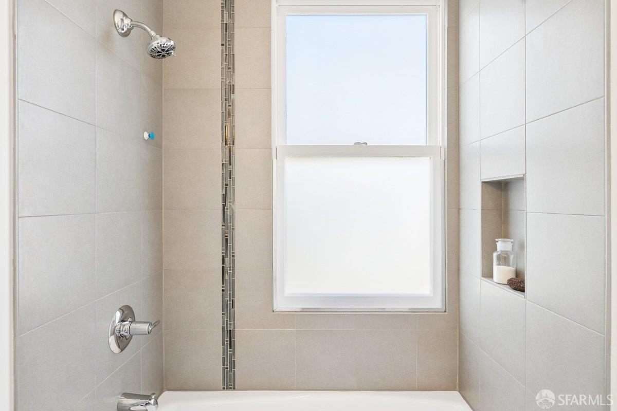 1725 Hyde Street # 5