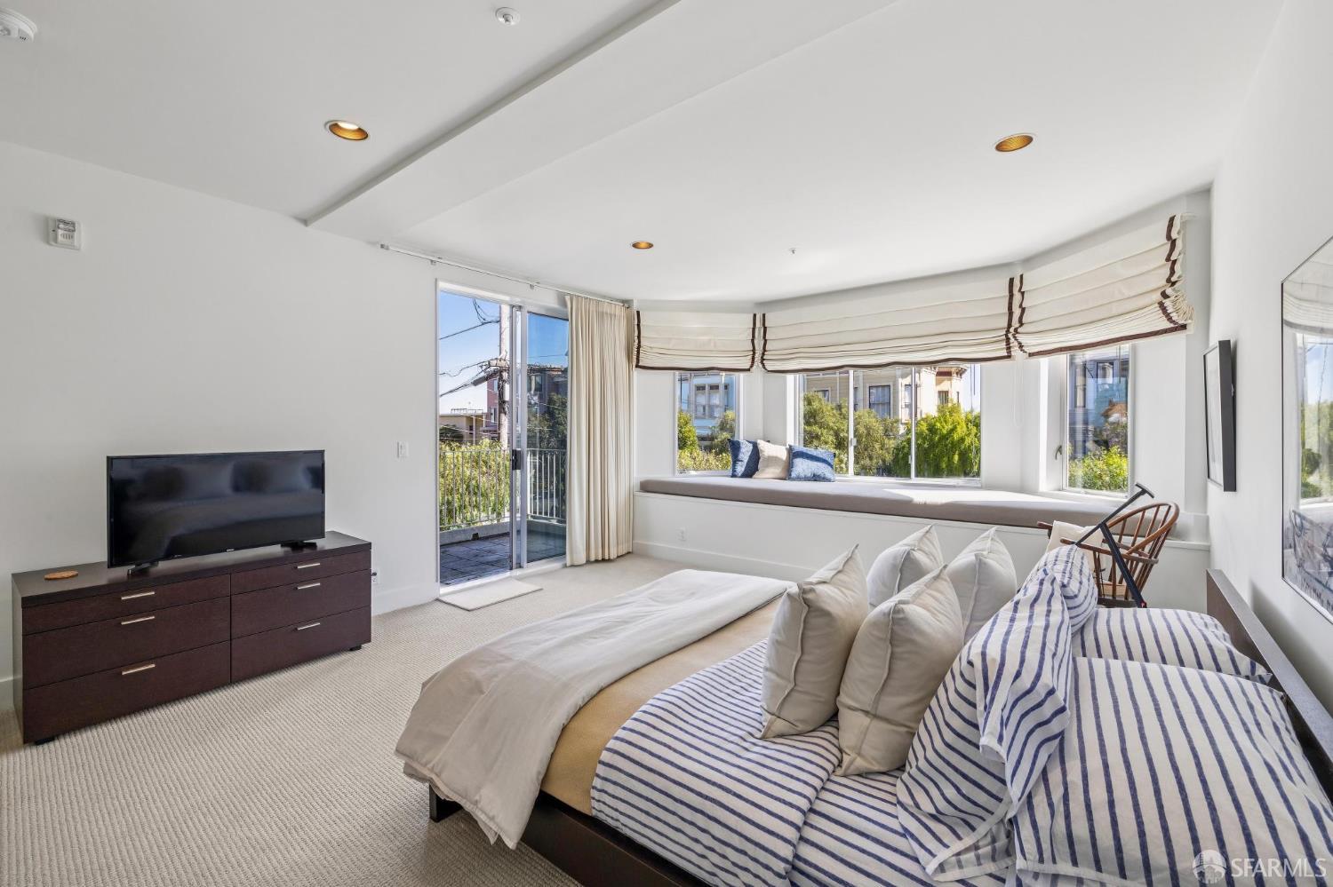 117 Divisadero Street