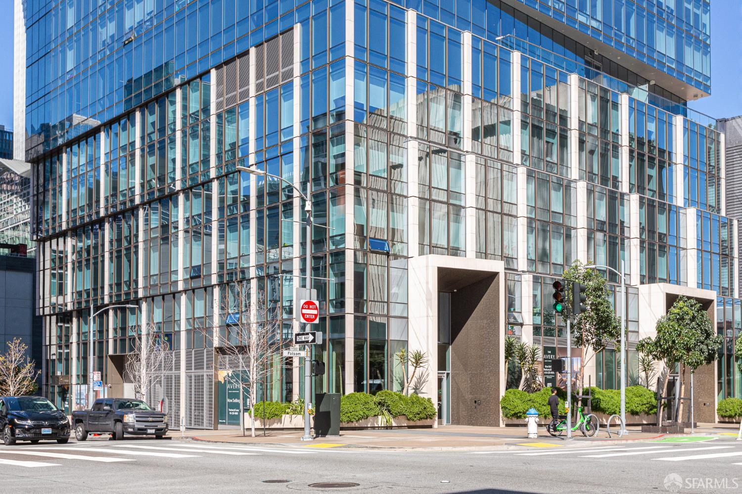 346 1st Street # 305