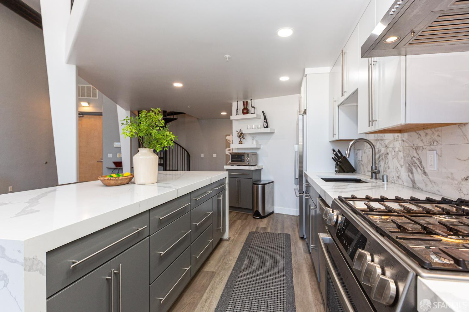 346 1st Street # 305