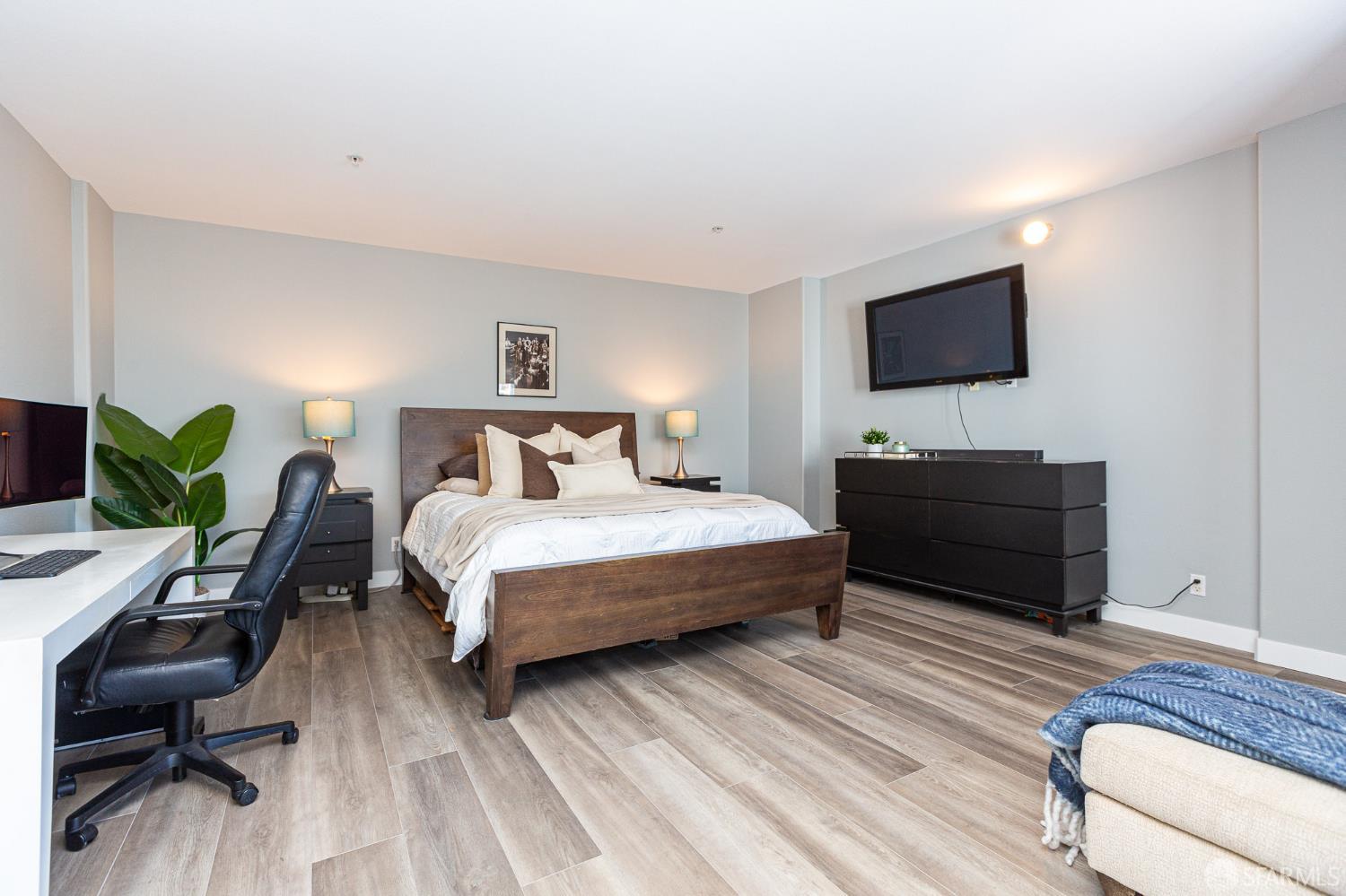 346 1st Street # 305
