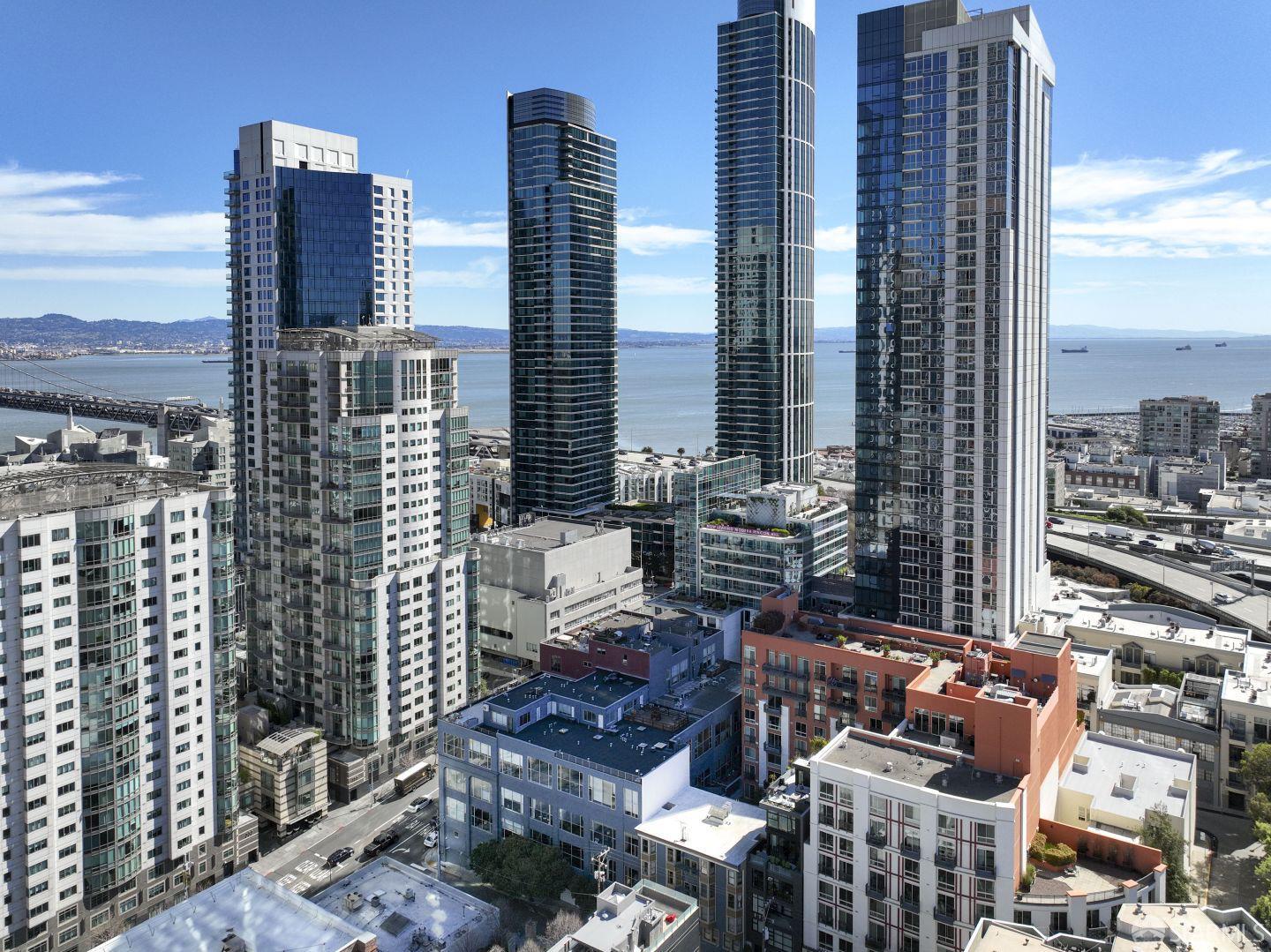 346 1st Street # 305