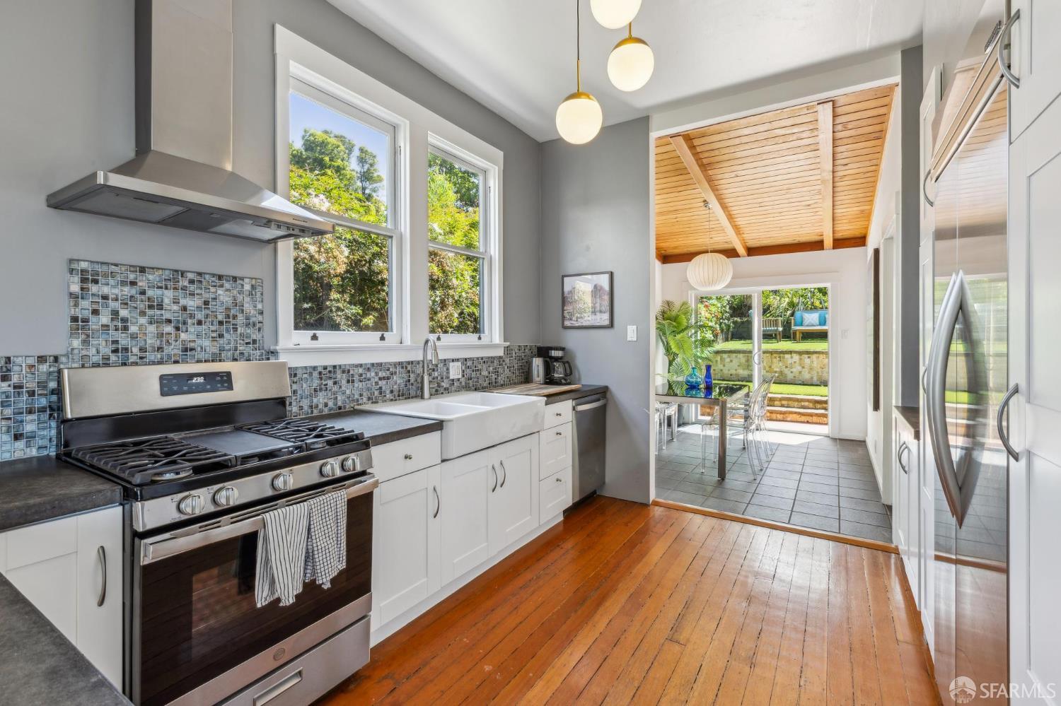 102 Santa Marina Street