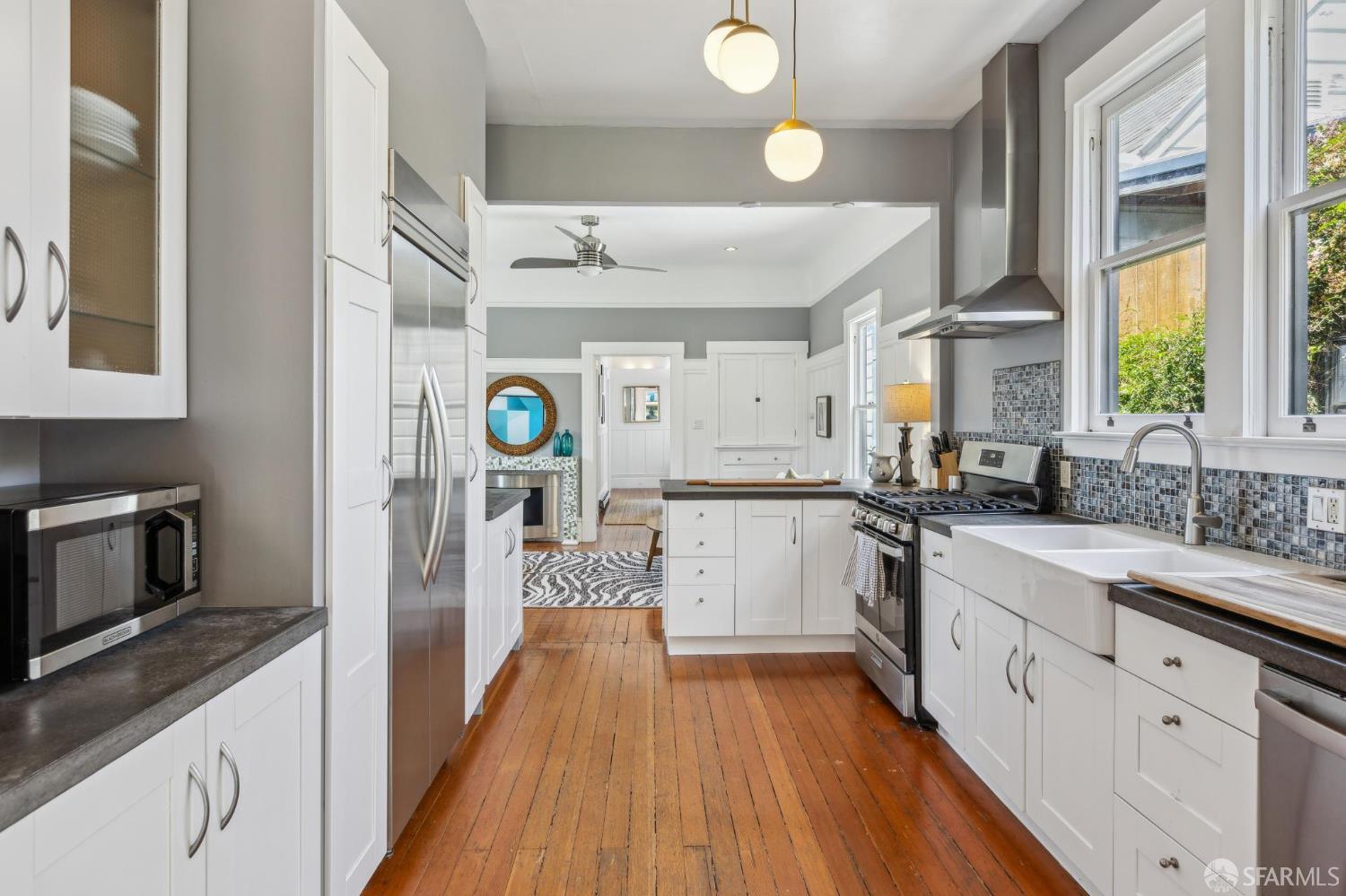 102 Santa Marina Street