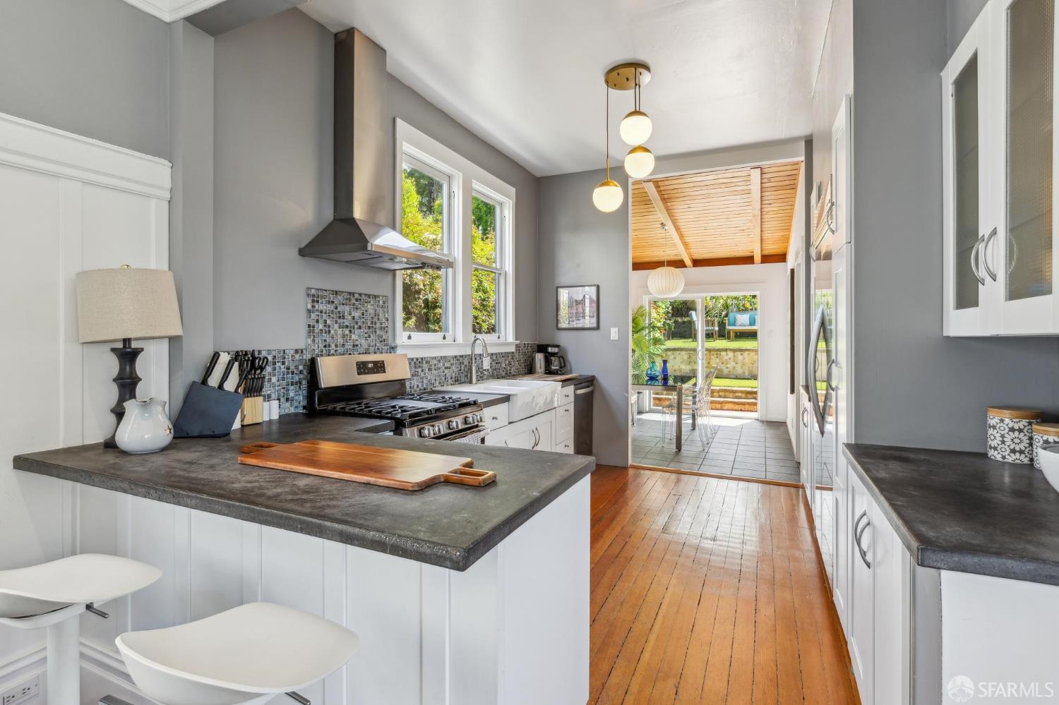 102 Santa Marina Street