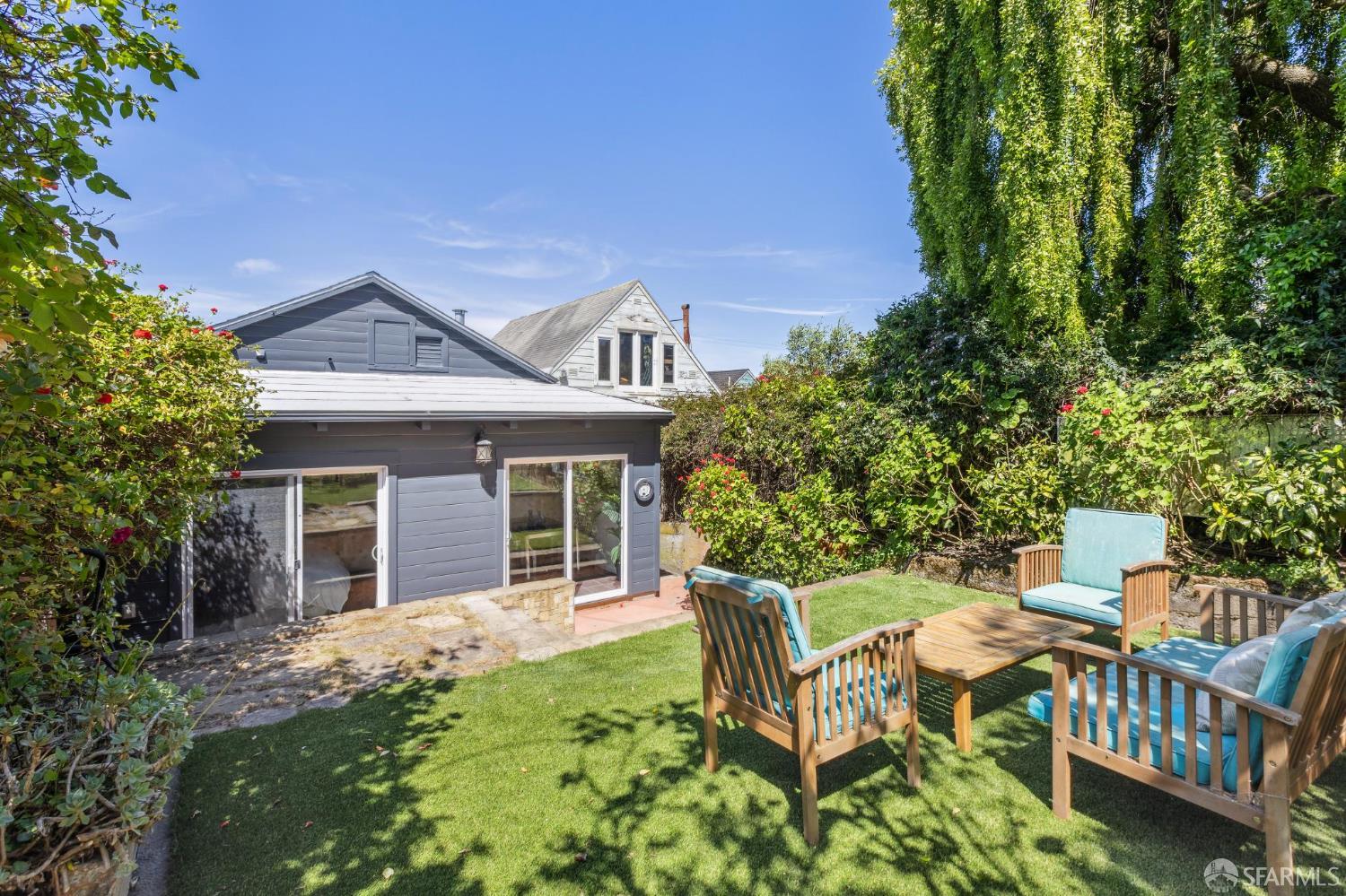 102 Santa Marina Street