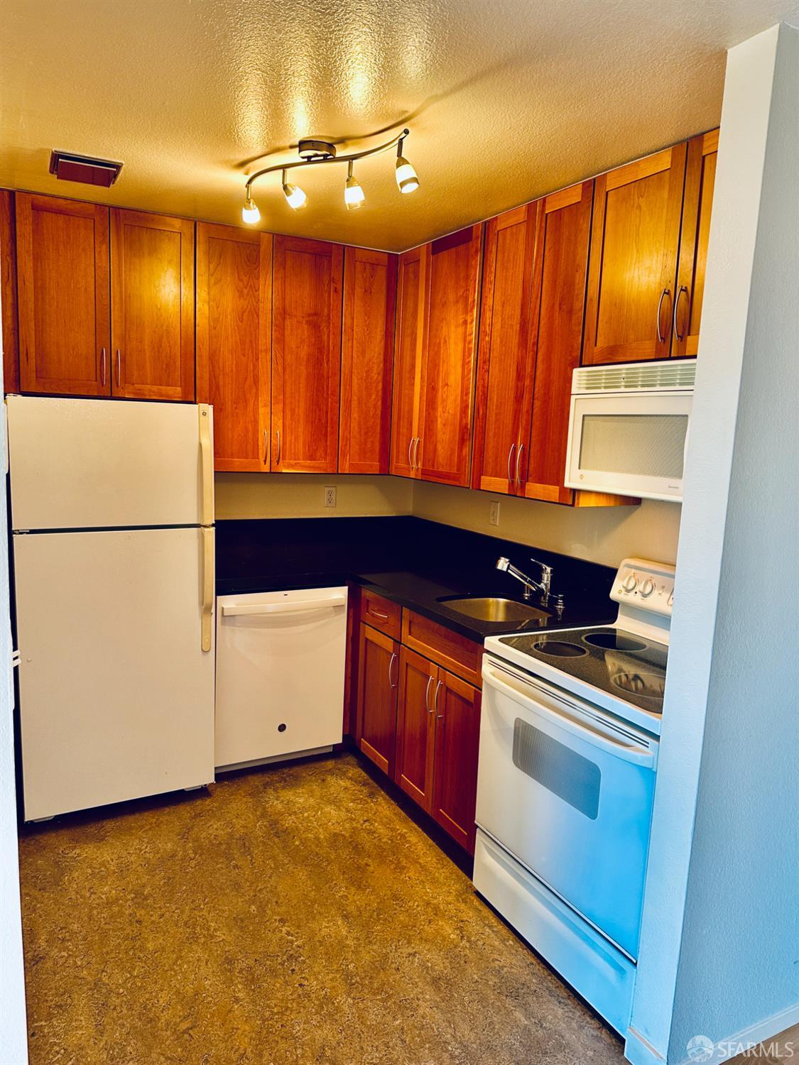 5177 Diamond Heights Boulevard # 113