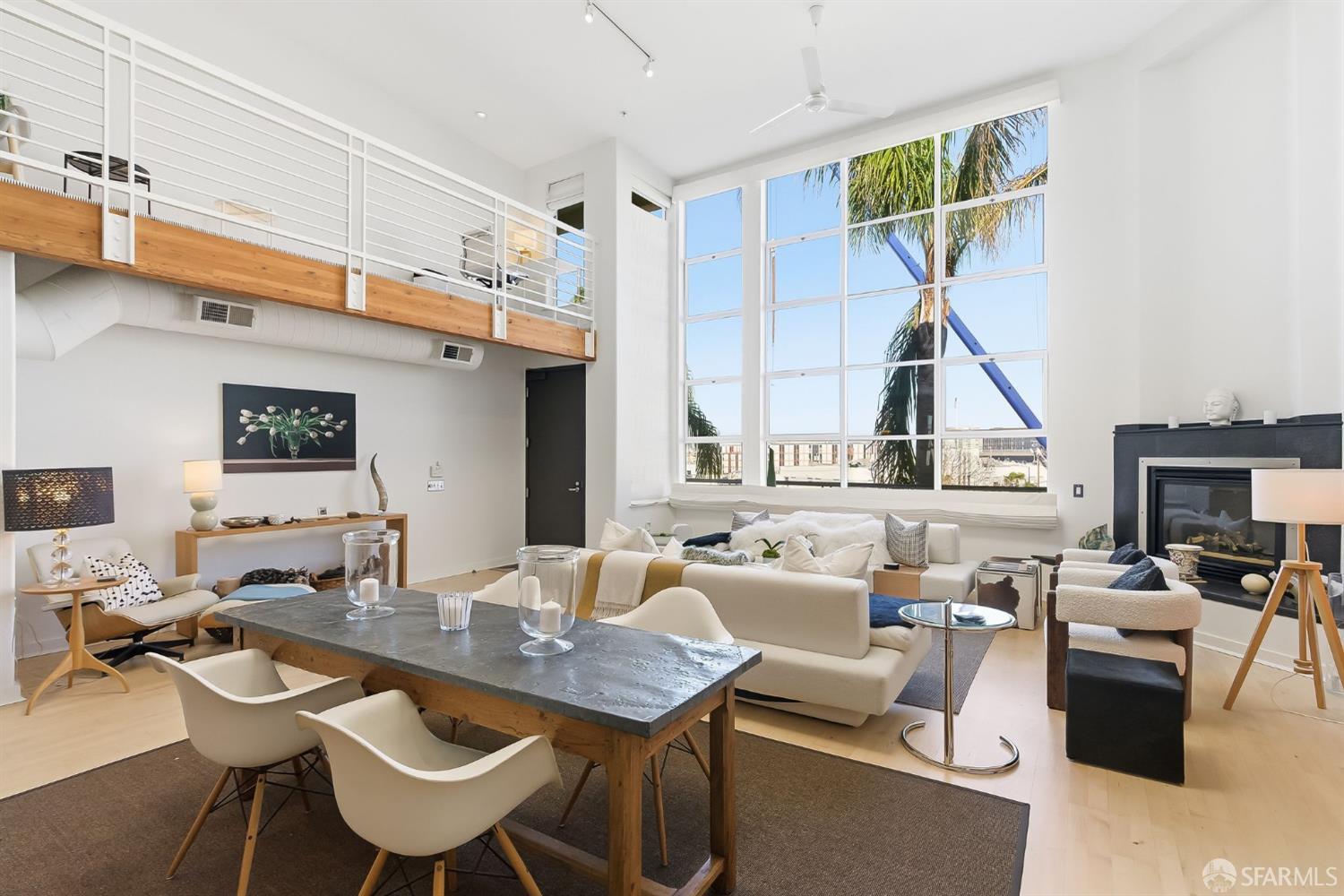 370 De Haro Street # B16