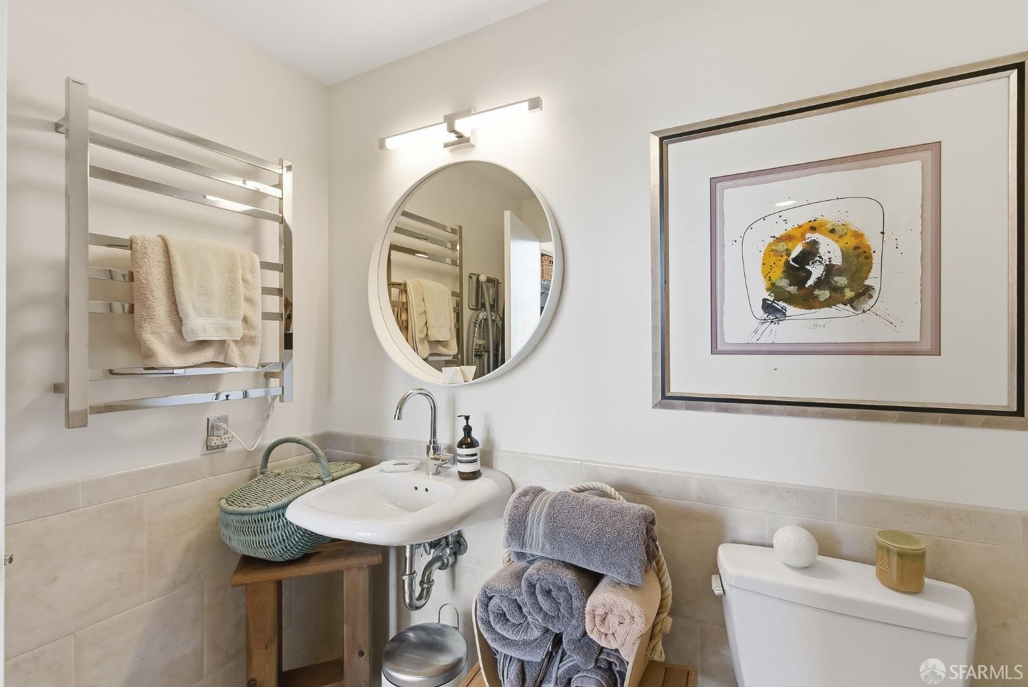 370 De Haro Street # B16