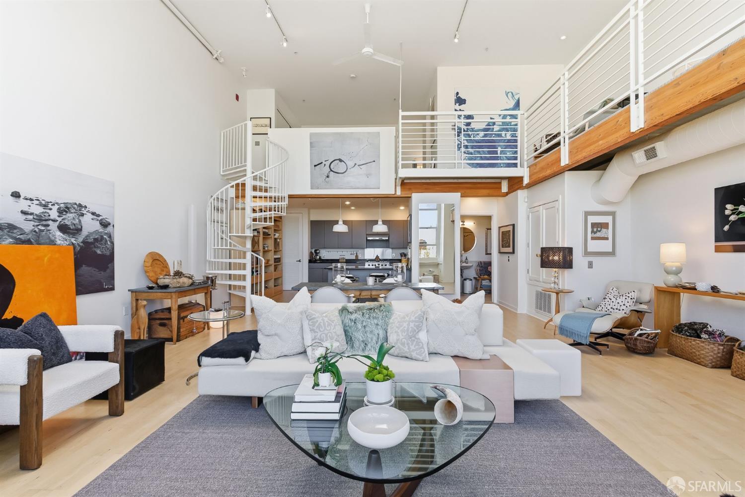 370 De Haro Street # B16