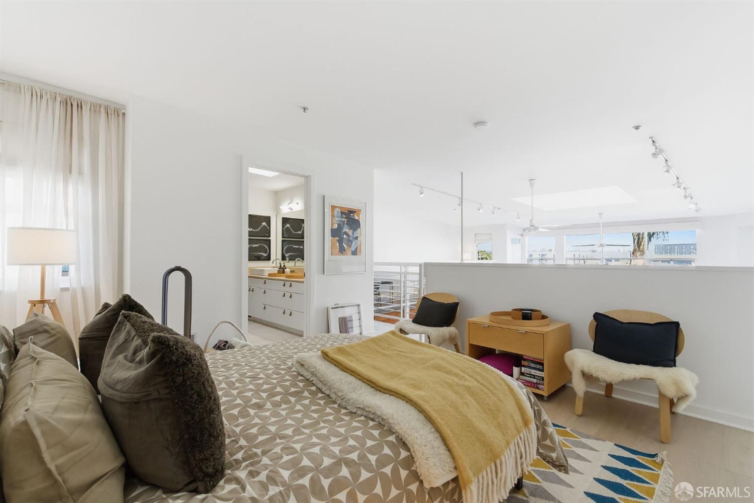 370 De Haro Street # B16