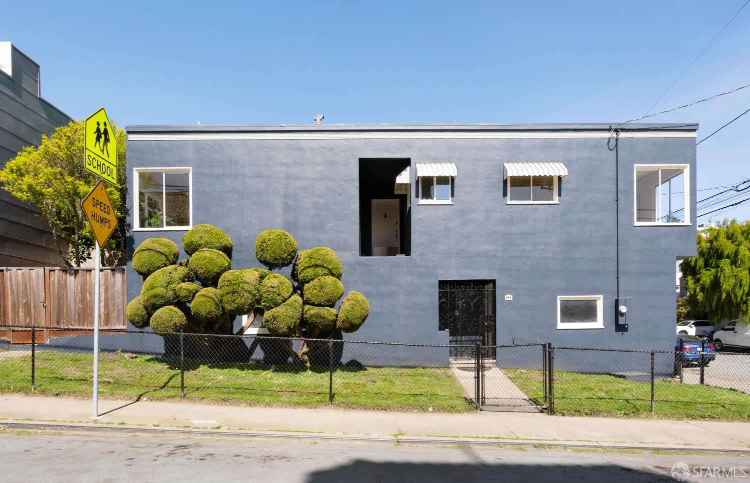 400 Hearst Avenue