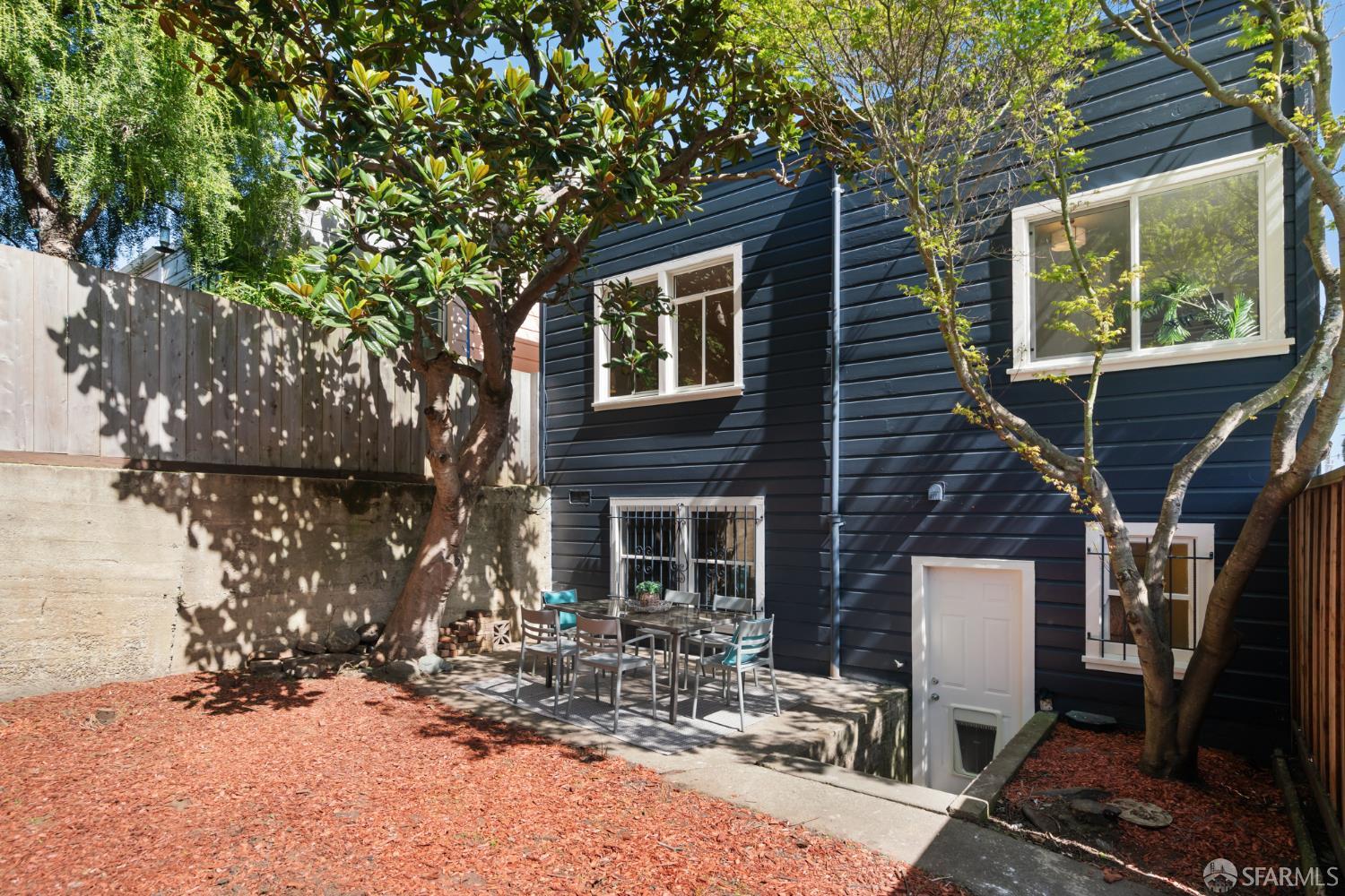 400 Hearst Avenue