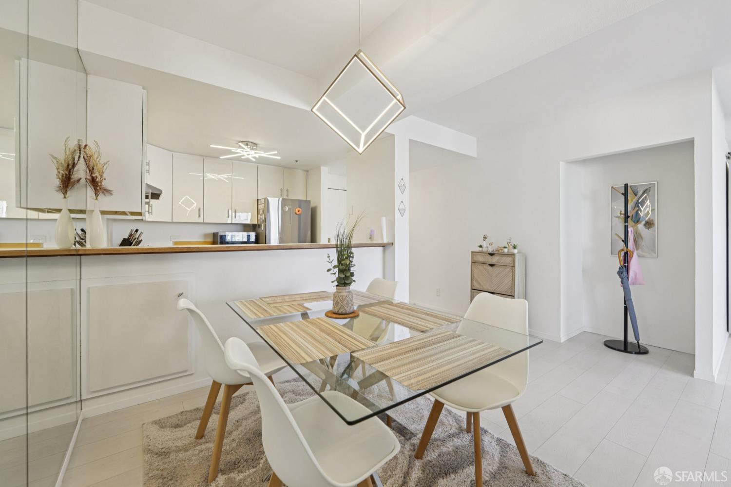 601 Van Ness Avenue # 1112