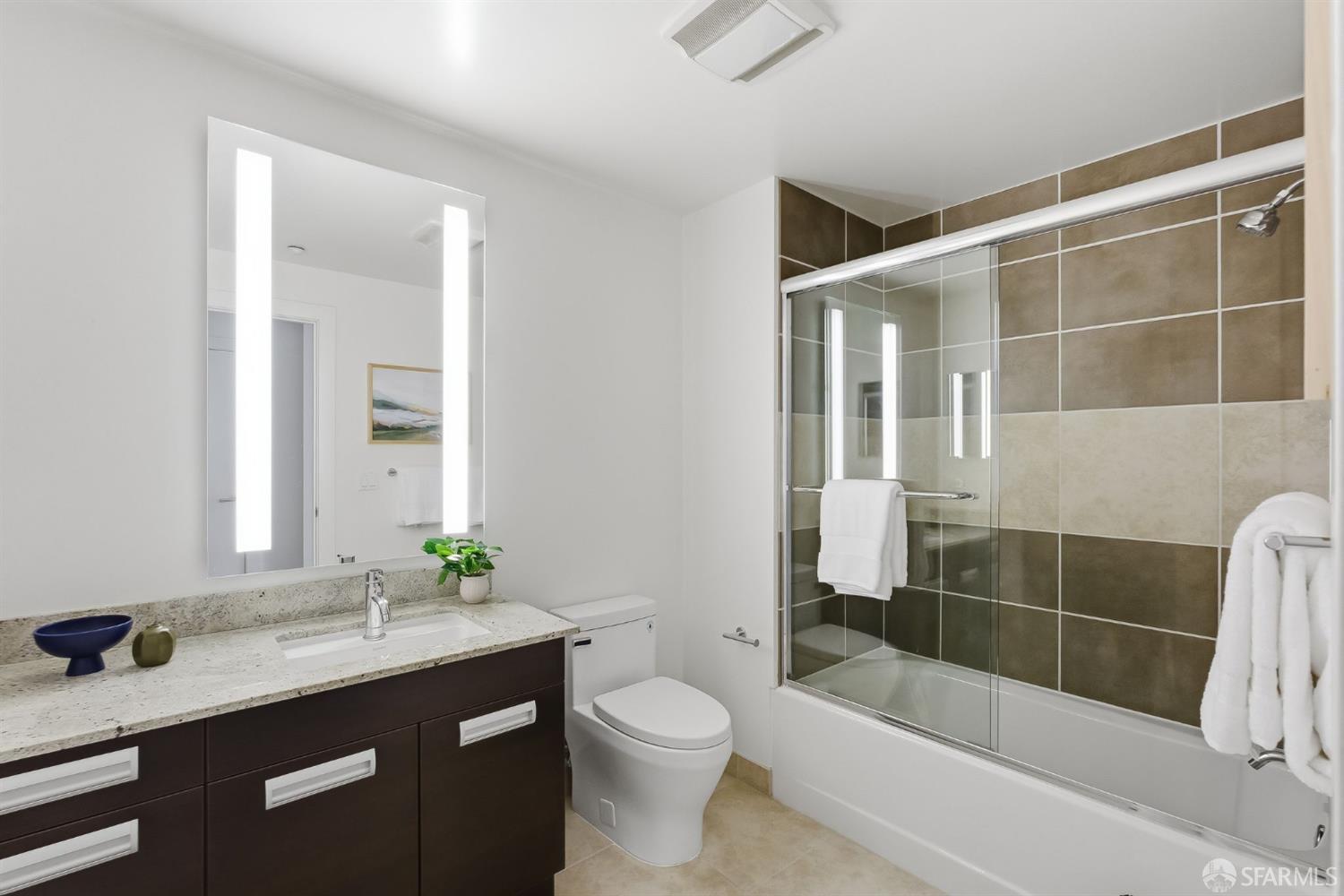 300 Berry Street # 1408